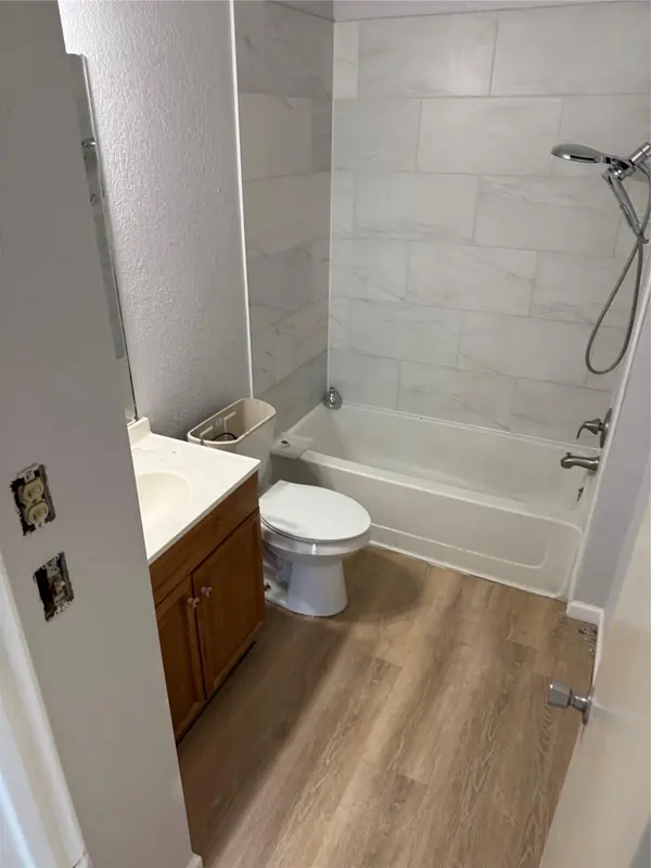 1100 E Logan ST, Round Rock, TX 78664