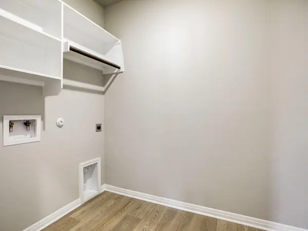 108 Pico ST, Hutto, TX 78634