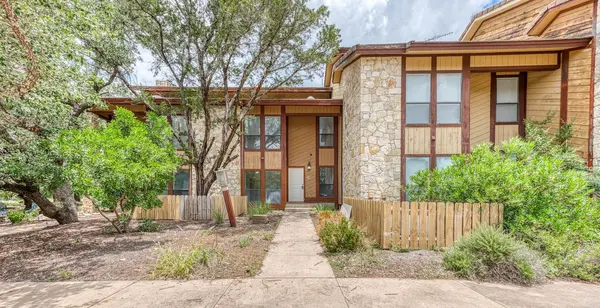 901 Cheyenne #C, Horseshoe Bay, TX 78657