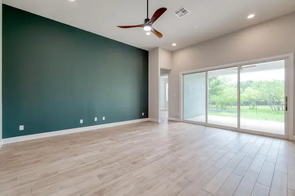 359 Raptor Beak WAY, Cedar Creek, TX 78612
