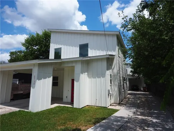6913 Providence Ave #A, Austin, TX 78752