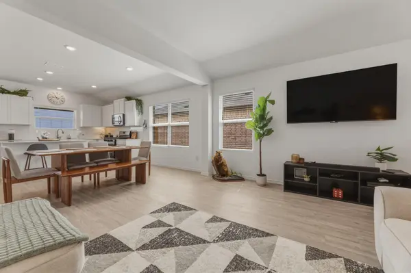 185 Sormonne LOOP, Kyle, TX 78640