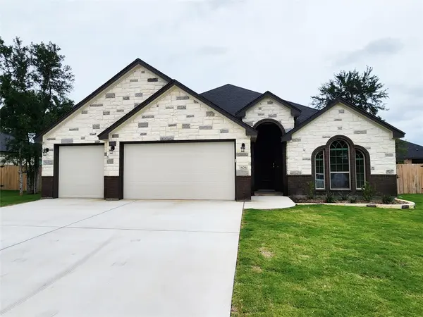 806 Eagle Heights DR, Salado, TX 76571