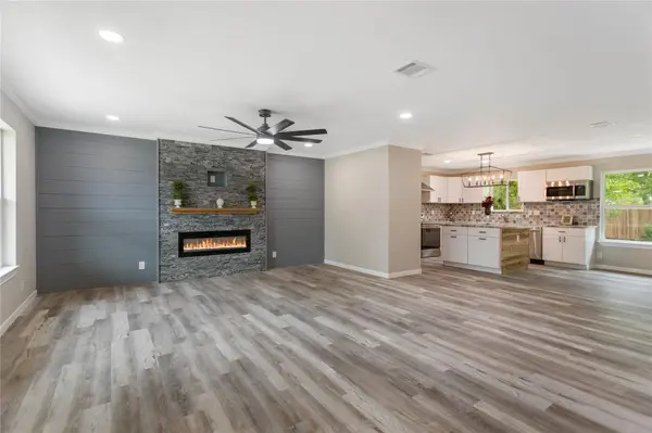 904 Westview CIR, Caldwell, TX 77836