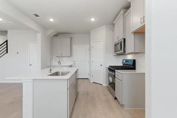 430 Elephant Island LOOP, Kyle, TX 78640