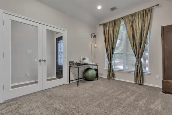 217 Split Rail DR, San Marcos, TX 78666