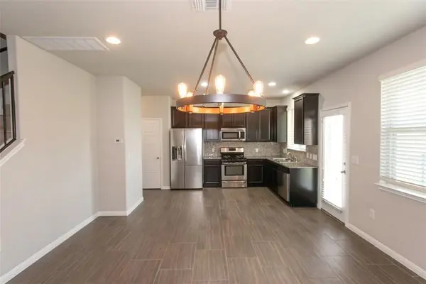 1001 Zodiac LN #37, Round Rock, TX 78665