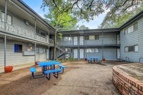 803 W 28th ST #206, Austin, TX 78705