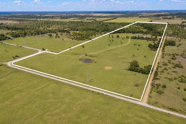 3995 COUNTY ROAD 405, Lexington, TX 78947