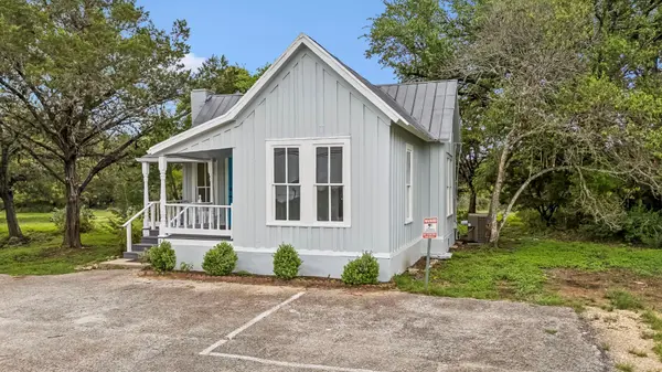 2020 Old RR 12, San Marcos, TX 78666