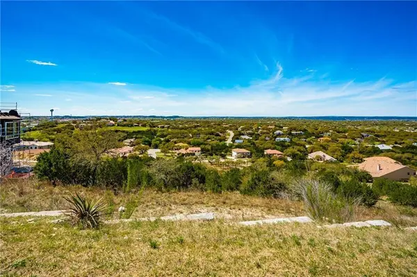 106 Piazza Vetta DR, Austin, TX 78734