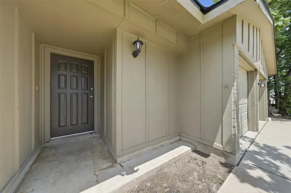1913 Denfield DR, Round Rock, TX 78664
