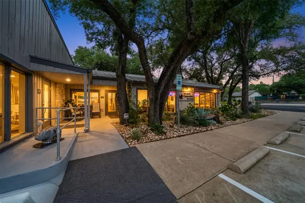 9911 Woodland Village DR #A, Austin, TX 78750