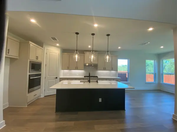 2160 Sarabanda ST, Round Rock, TX 78681