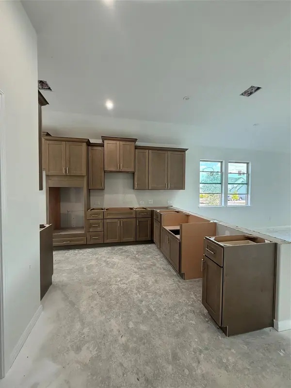 232 Tenny LN, Kyle, TX 78640