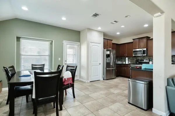 413 Alsatian LN, Leander, TX 78641