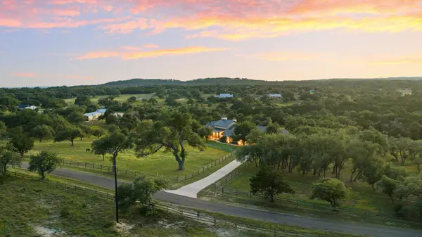 1457 Avenida High VW, Driftwood, TX 78619