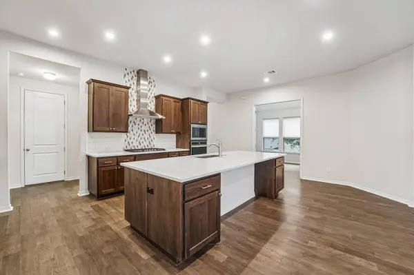 207 Mineral River LOOP, Kyle, TX 78640