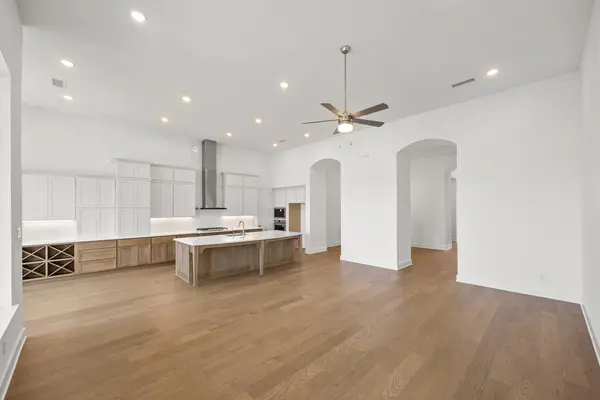 256 Jates Field BND, Liberty Hill, TX 78642