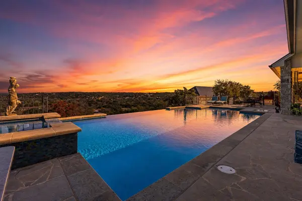 306 Napa CT, Driftwood, TX 78619