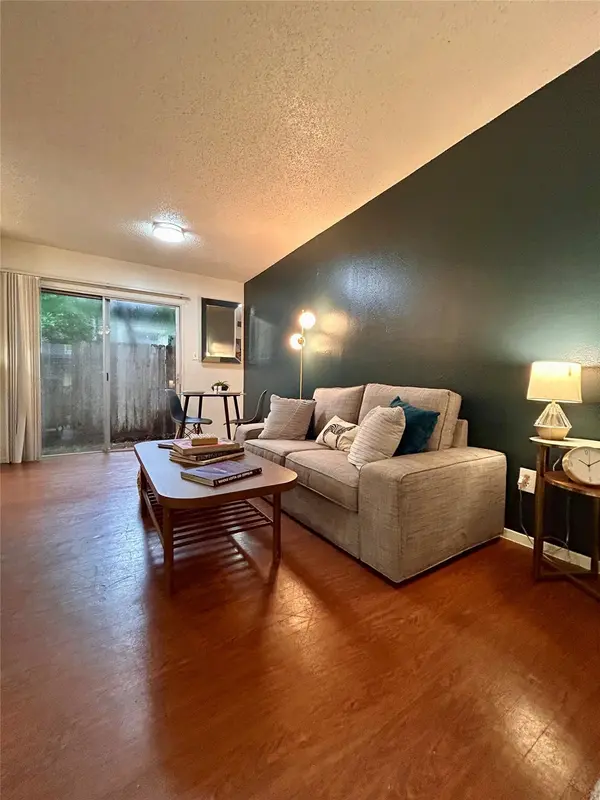 4209 Avenue B Ave #209, Austin, TX 78751