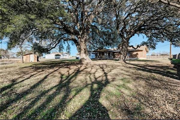 104 County Road 108, Burnet, TX 78611