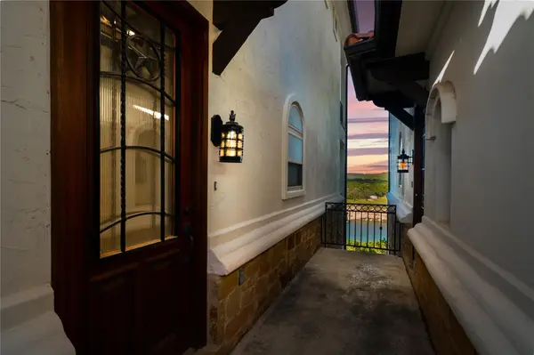17545 Reed Park RD #2, Jonestown, TX 78645