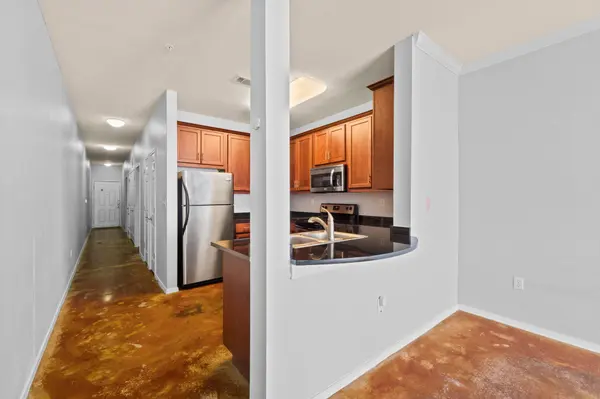 910 W 25th ST #209, Austin, TX 78705