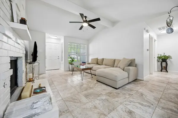 7513 Tumbleweed DR, Austin, TX 78724