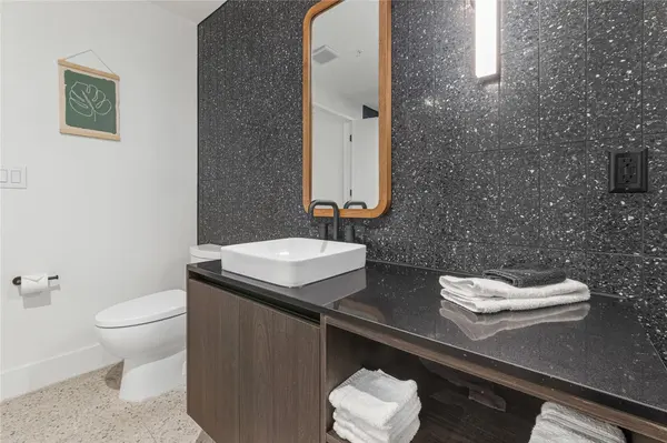 48 East Ave #2611, Austin, TX 78701