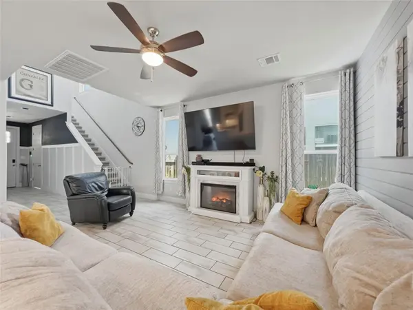 309 Gaida LOOP, Georgetown, TX 78628