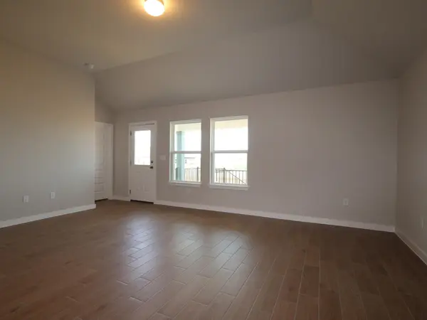 12404 Setting Peak LN, Buda, TX 78610