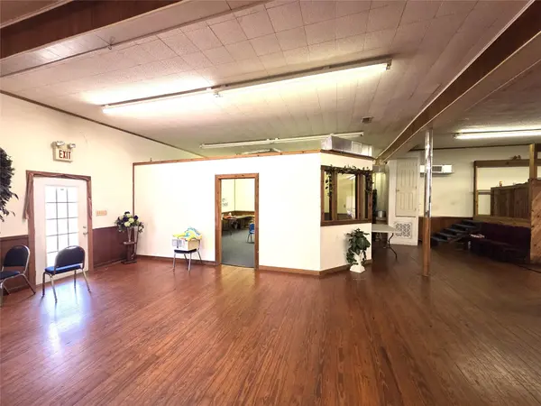 1111 E Avenue D Ave, Kingsville, TX 78363