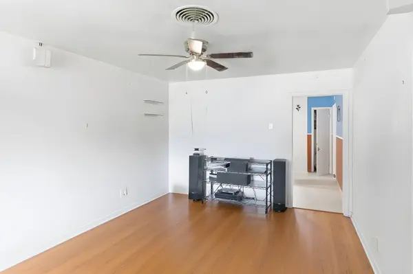 8207 Lazy LN, Austin, TX 78757