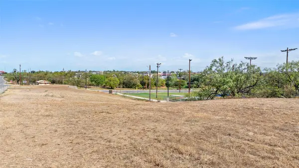 711-3 Avenue N, Marble Falls, TX 78654