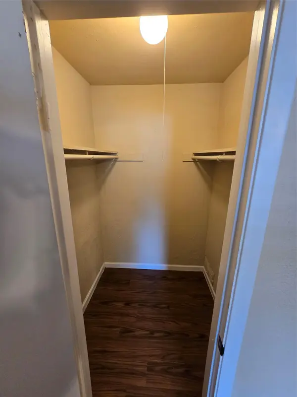 7102 Dan Jean DR #B, Austin, TX 78745