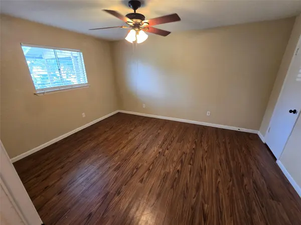 7102 Dan Jean DR #B, Austin, TX 78745