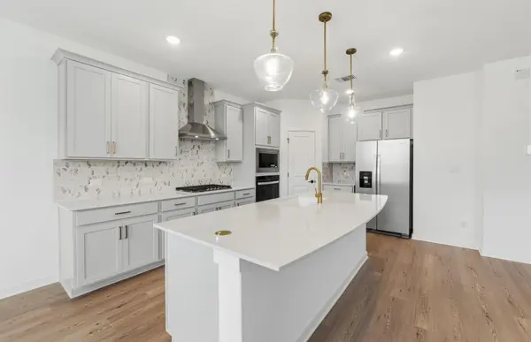 124 Singing Dove WAY, Liberty Hill, TX 78642