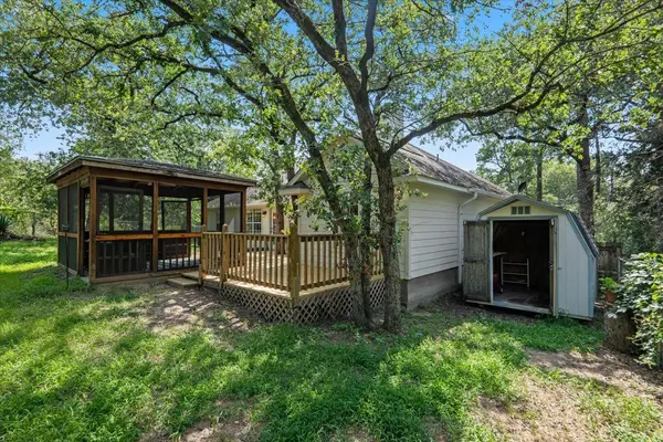 415 Tahitian DR, Bastrop, TX 78602