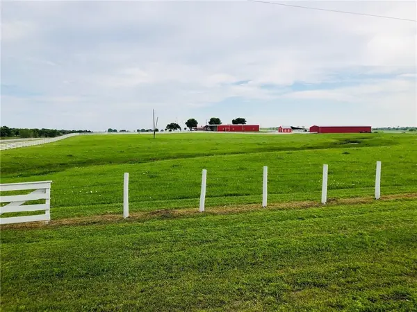 5300 County Road 424, Taylor, TX 76574