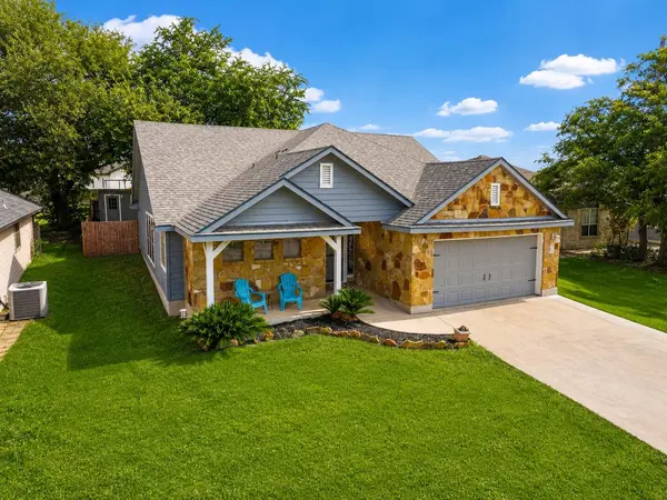 208 Cailin CT, Burnet, TX 78611
