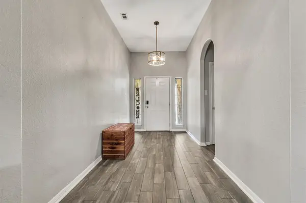 208 Cailin CT, Burnet, TX 78611