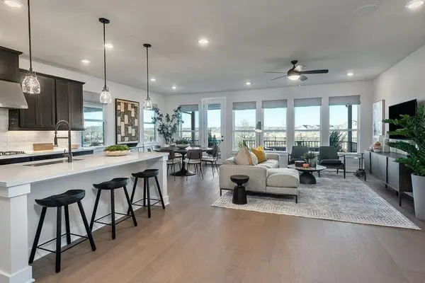 9413 Boathouse DR, Austin, TX 78744