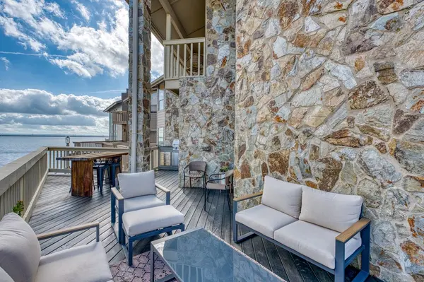 1101 The Cape RD #2, Horseshoe Bay, TX 78657