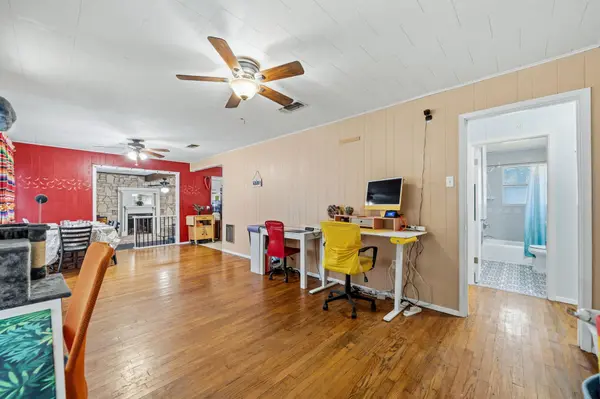 914 6th ST, Blanco, TX 78606