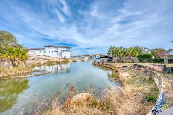 110 MOON ISLE, Horseshoe Bay, TX 78657