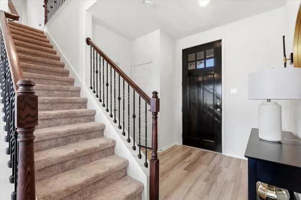154 Danish Drive DR, Hutto, TX 78634