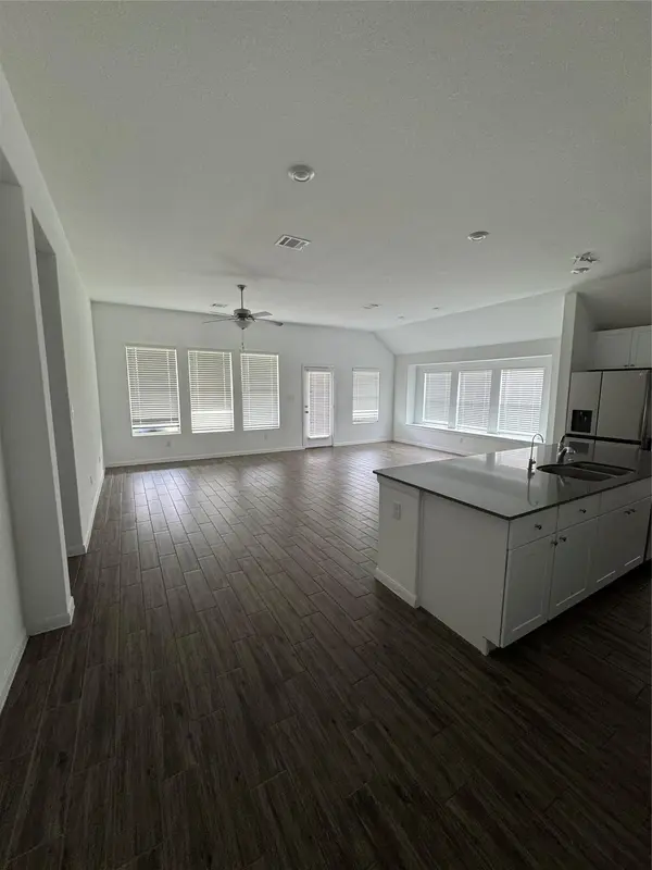 8920 Luciano RDG, Seguin, TX 78155