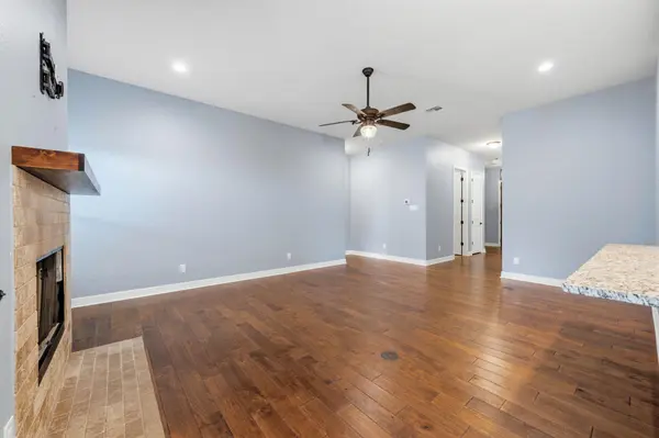 413 Bedford DR, Spicewood, TX 78669
