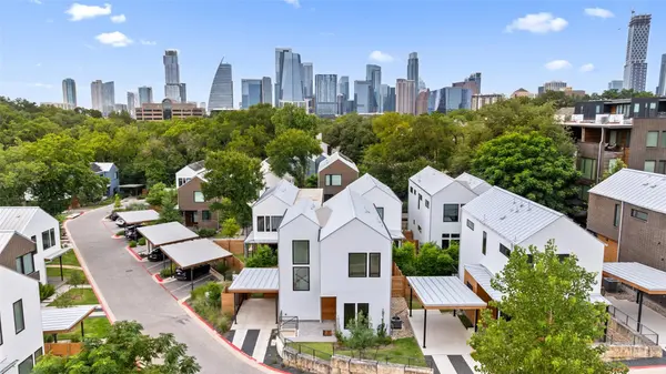 900 S 2nd ST #21, Austin, TX 78704